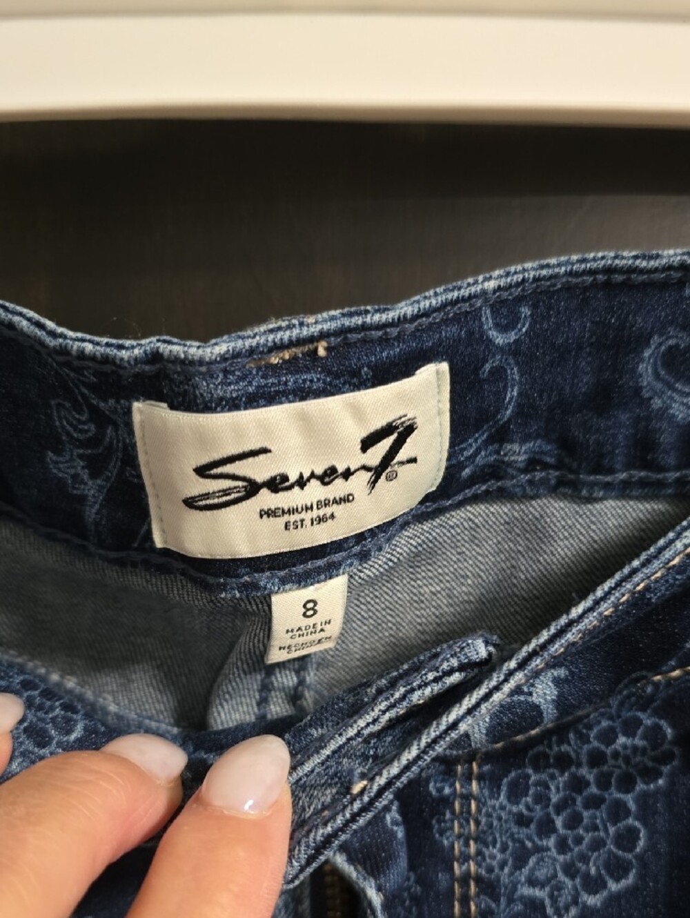 Seven7 Blue Paisley Skinny Jeans Sz 8 - Picture 3 of 5
